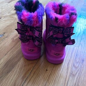 GUC Ugg toddler boots